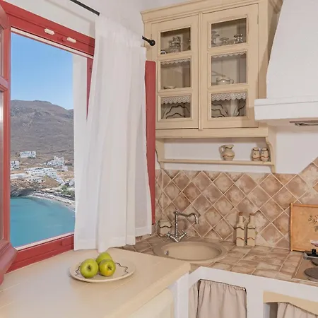 アパートホテル Kalderimi Residencies 3*