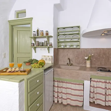 מלון דירות Kalderimi Residencies 3*